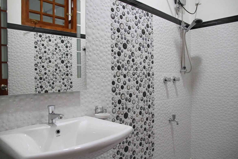 Bathroom 3, Coral Palm Villa & Apartments, Habaraduwa