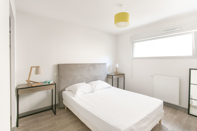 Bedroom 3, ZENAO Appart'hotel Albi, Tarn