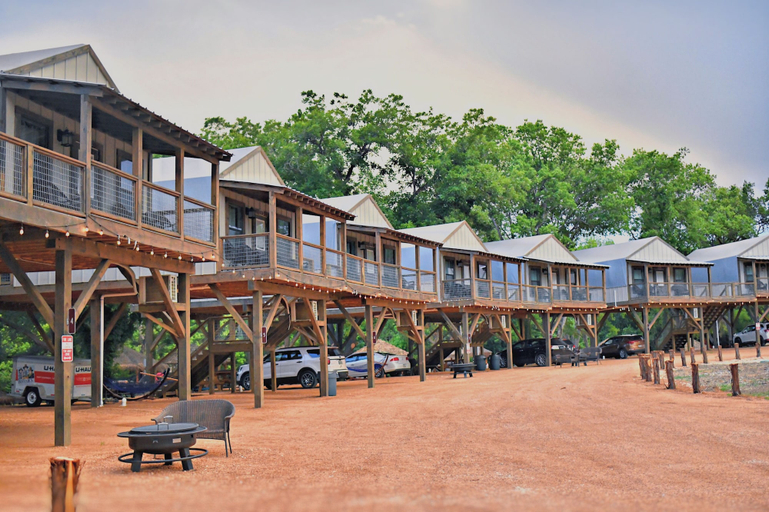 Exterior & Views 2, 2 Son's Rio Cibolo - Birdhouse Cabin, Guadalupe