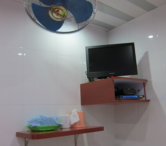 Others 5, Guangdong Guest House, Kowloon