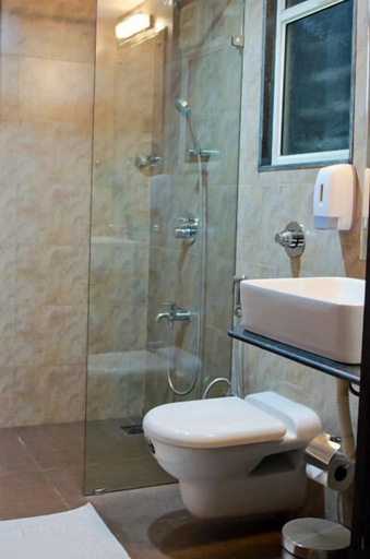 Bathroom 3, The Haven Serviced Residences, Pune
