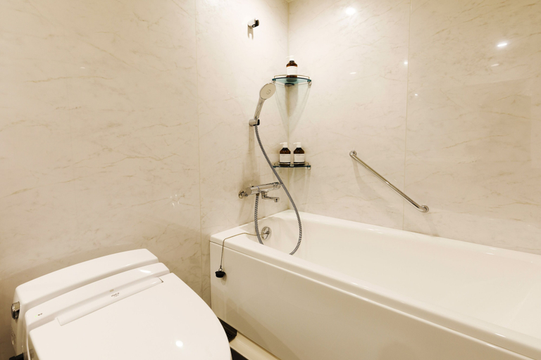 Bathroom 4, BLUE STEAK WONDER CHATAN, Chatan