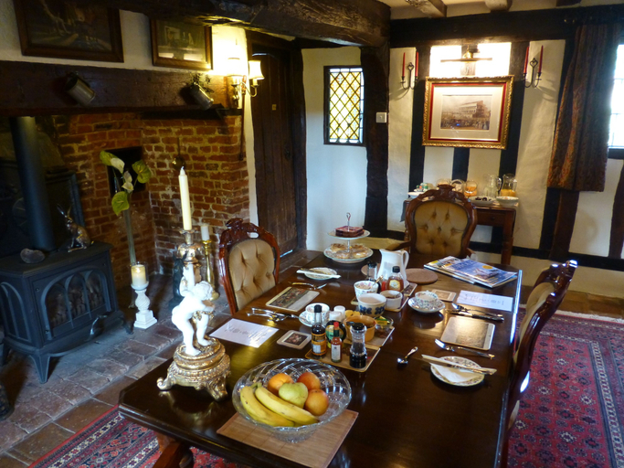 Food & Drinks 5, Greyhound Cottage, Suffolk