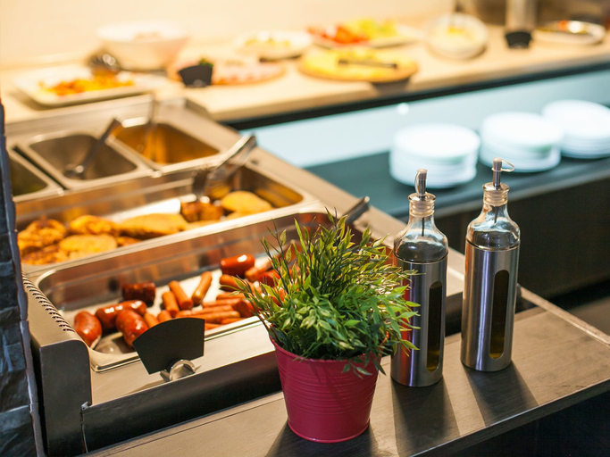 Food & Drinks 5, Hotel Magnolija