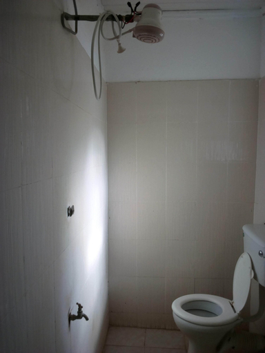 Bathroom 4, Green Guest House, Makueni