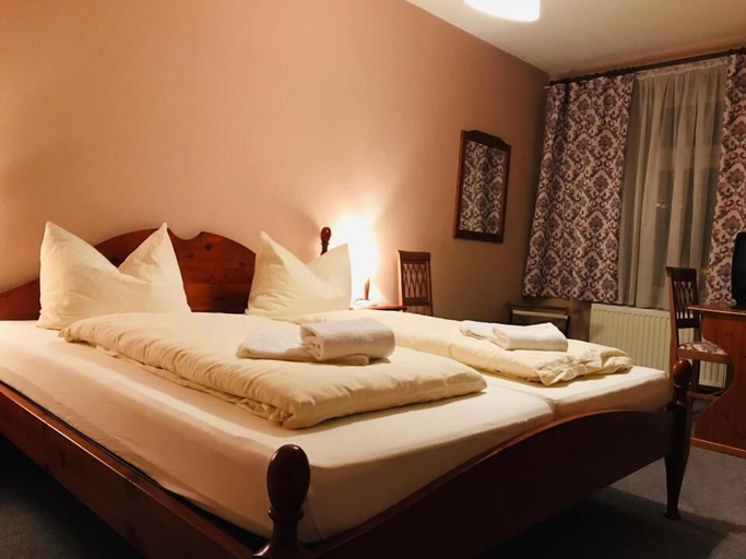 Bedroom 4, Haus Schlematal Hotel und Restaurant, Erzgebirgskreis