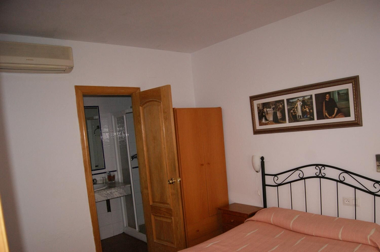 Bedroom 4, Hostal Alcazar I, Córdoba