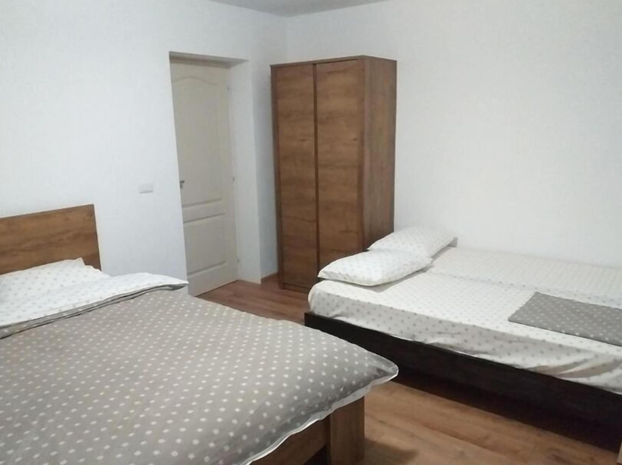Bedroom 2, Pensiunea Rozelor, Voila