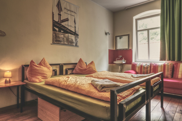 Bedroom 2, OPERA Hostel, Erfurt
