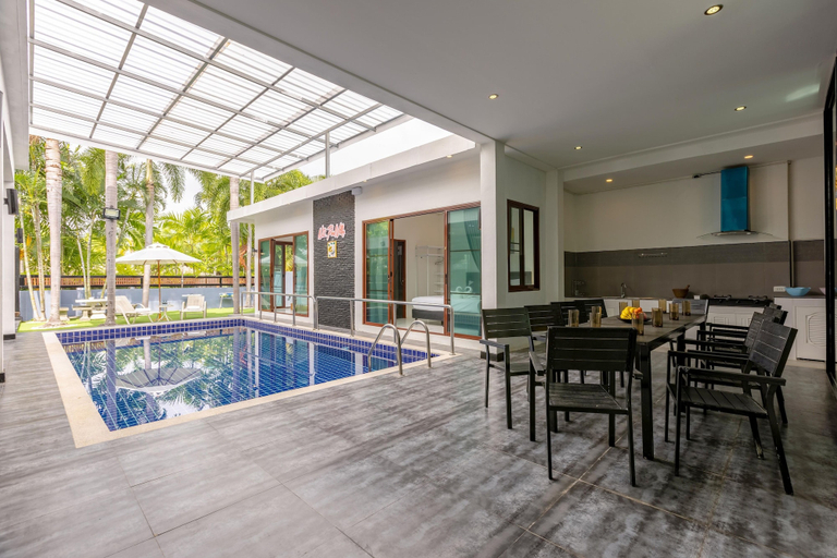 Food & Drinks 4, 4 Bedroom Modern Pool Villa BL10, Hua Hin