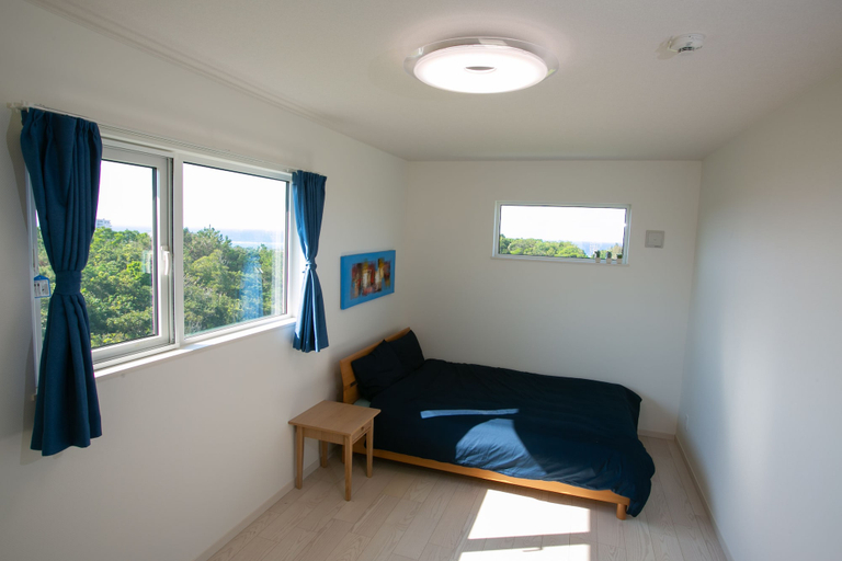 Bedroom 2, Irie House, Onna