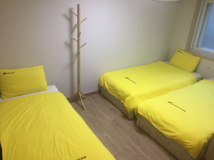 Bedroom 3, 24 Guesthouse Seoul Cheongryangri, Dong-daemun
