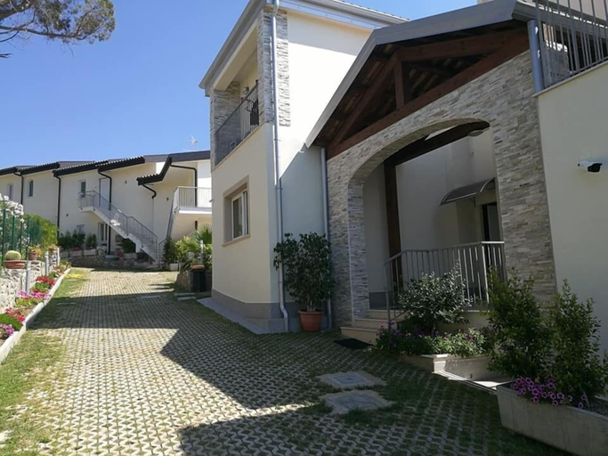Exterior & Views 2, Borgo degli Dei - Affittacamere Poseidone, Vibo Valentia