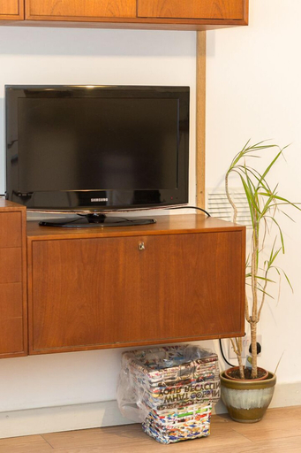 Others 4, Stylish 1BR Next to Tower Bridge, London