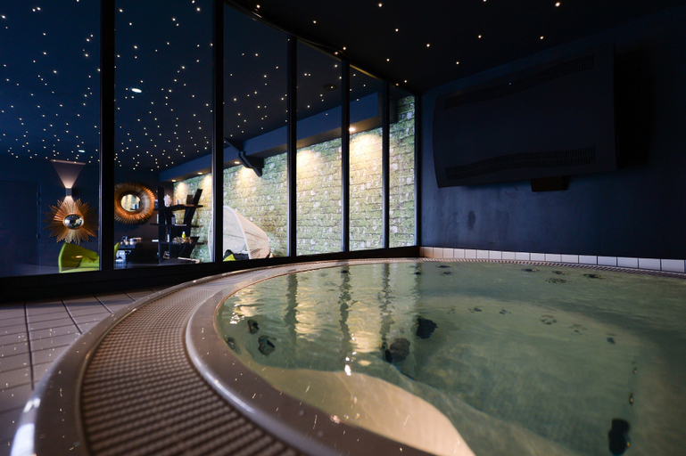 Sport & Beauty 2, Les Jardins de Coppelia, Calvados