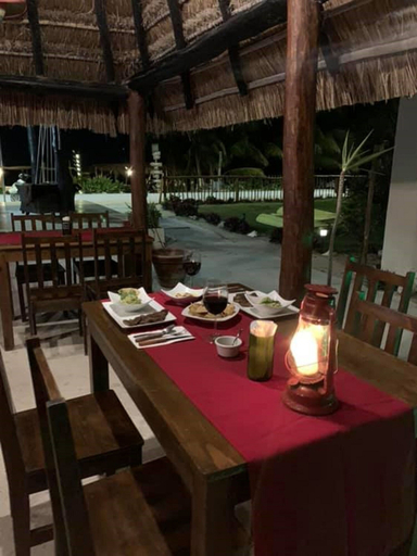 Food & Drinks 4, Hotel Arenas, Othón P. Blanco