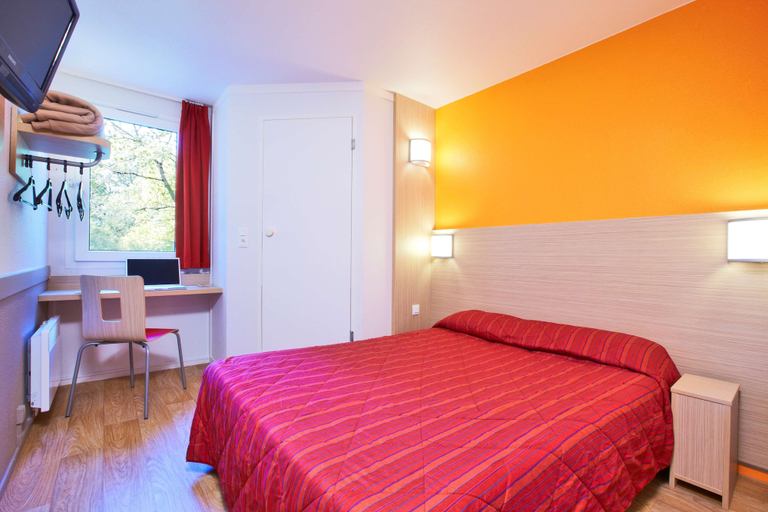 Bedroom 3, Premiere Classe La Rochelle Nord - Puilboreau, Charente-Maritime