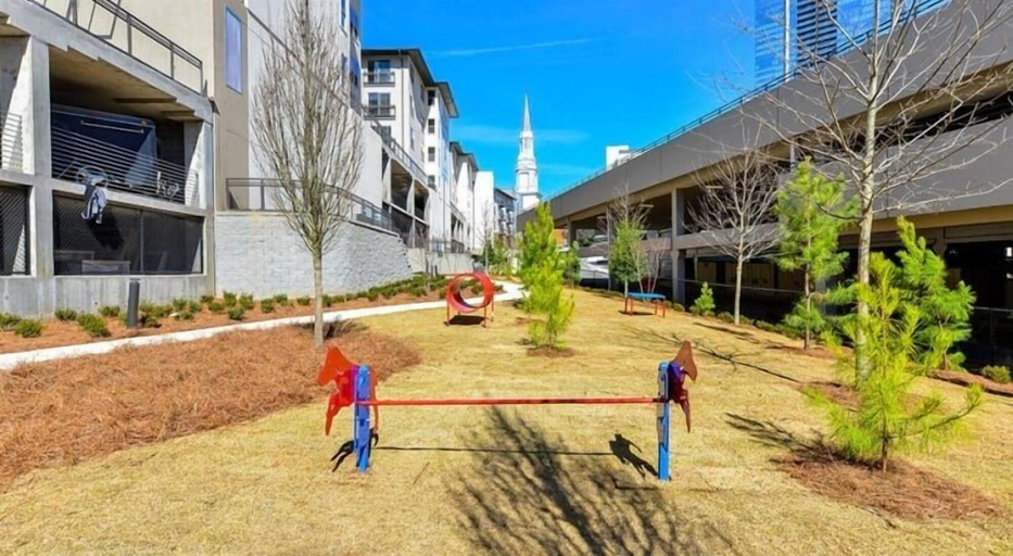 Exterior & Views 2, Furnished Apartment in Buckhead, Atlanta