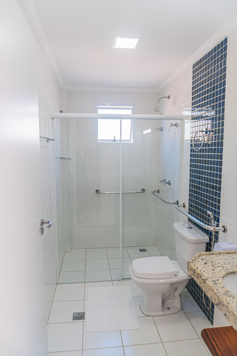 Bathroom 5, Ubatuba Praia Hotel, Ubatuba