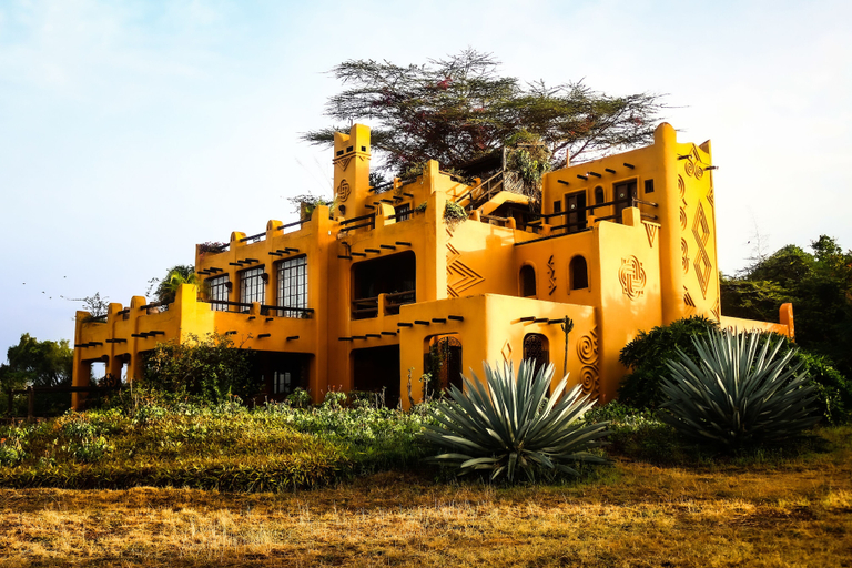 Exterior & Views
