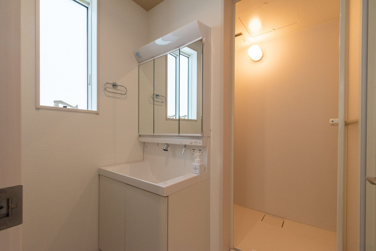 Bathroom 3, ecot Irabu Bridge Premier, Miyakojima