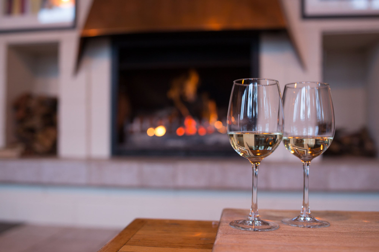 Food & Drinks 5, Aneeki Ski Lodge, Snowy River