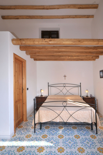 Bedroom 4, Hotel Villaggio Stromboli, Messina