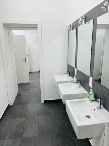 Bathroom 4, Space Home Apartment - Prater, Wien