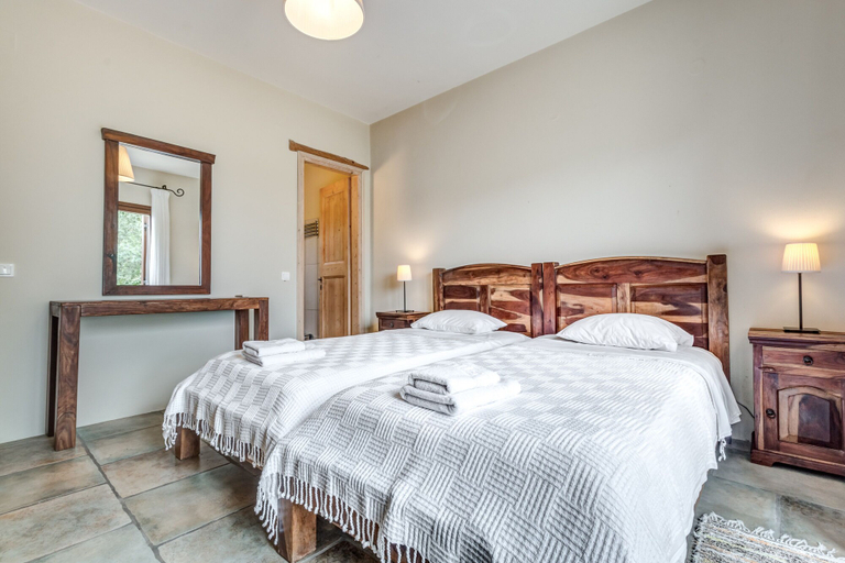 Bedroom 2, Mastrogiannis villa Myrtia, Ionian Islands