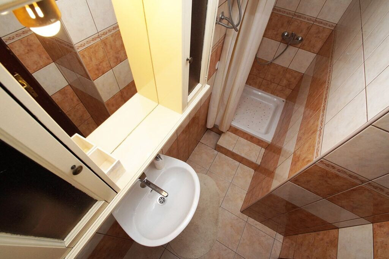 Bathroom 5, Apartments Sunny Town, Korčula
