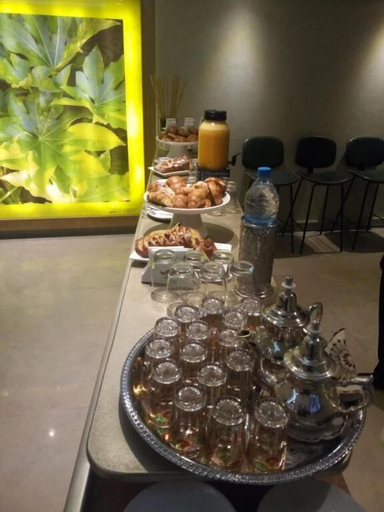 Food & Drinks 5, Hotel Villa Aralia, Rabat