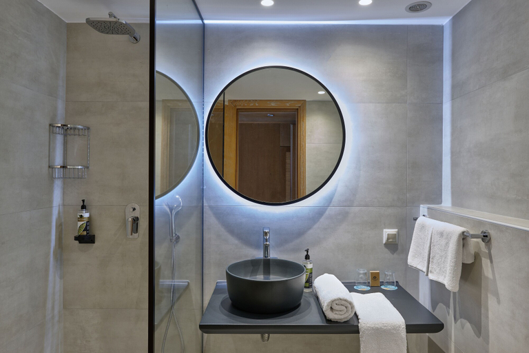 Bathroom 5, Sirens Beach and Village - All Inclusive, Crete