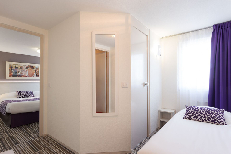 Bedroom 2, Logis Hôtel Alizéa, Le Mans Nord, Sarthe