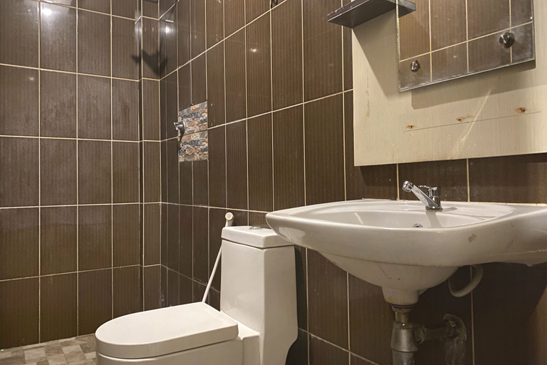 Bathroom 3, Urbanview Hotel Sabang Land Syariah Jayapura, Jayapura