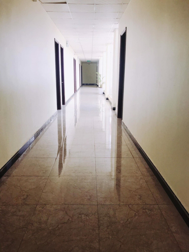 Others 4, Kings 1 Hotel, Pleiku