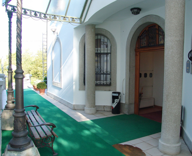 Exterior & Views 2, Garni Hotel Panorama Lux, Niš