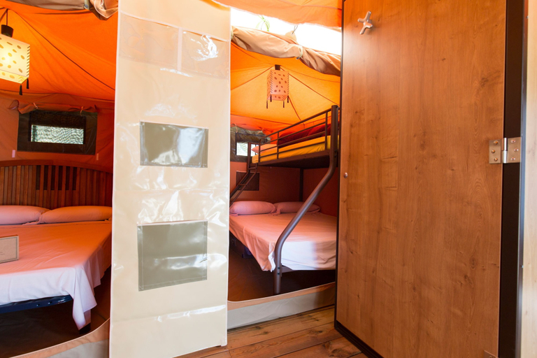 Bedroom 4, Camping El Far, Barcelona