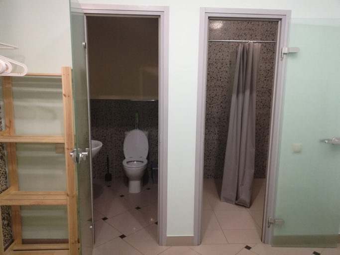 Bathroom, Hostel Express 74, Chelyabinsk gorsovet