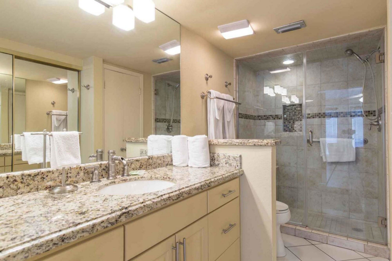 Bathroom 3, Suntide II Condominium 303, Cameron