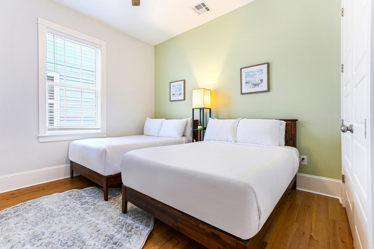 Bedroom 2, Brand New Condo with Pool - Steps to St Charles Ave, Orleans