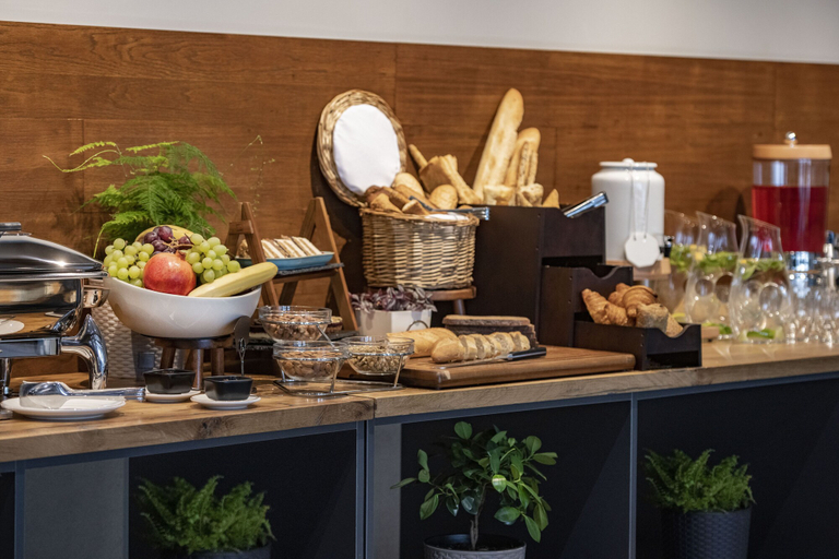 Food & Drinks 5, Dialog Kokhta, Borjomi
