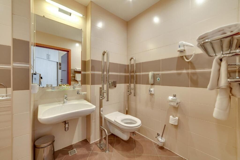 Bathroom 3, New Peterhof Hotel, Sankt-Peterburg gorsovet