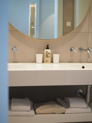 Bathroom 5, Augustin Hotel, München
