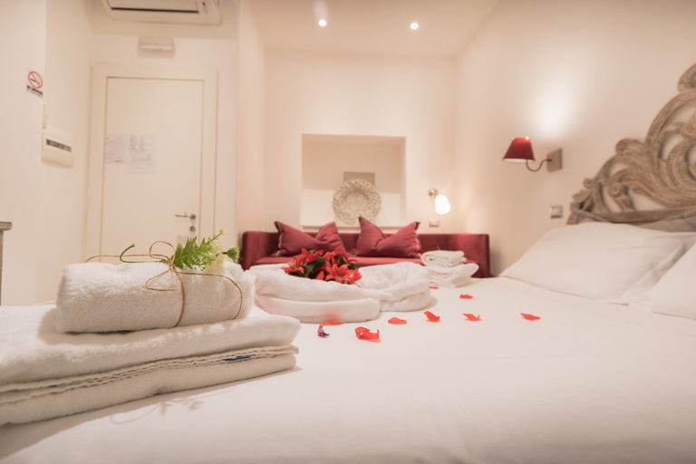 Bedroom 3, Your Vatican Suite, Rome