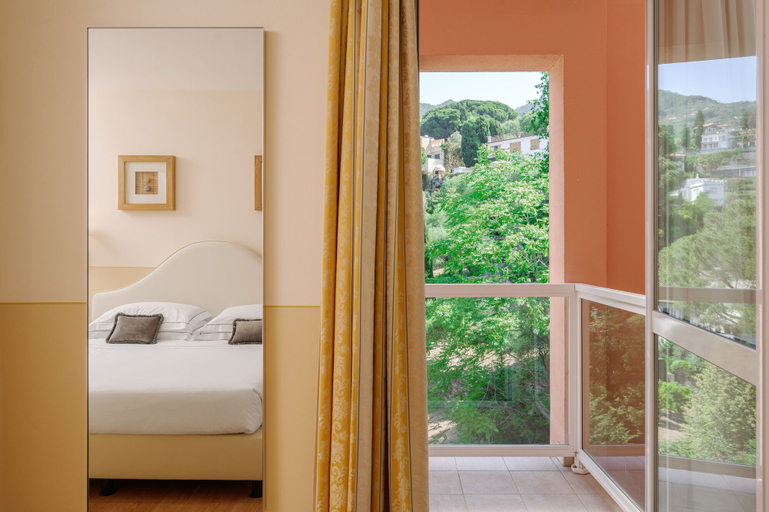 Bedroom 3, Grand Hotel Bristol Spa Resort - by R Collection Hotels, Genova