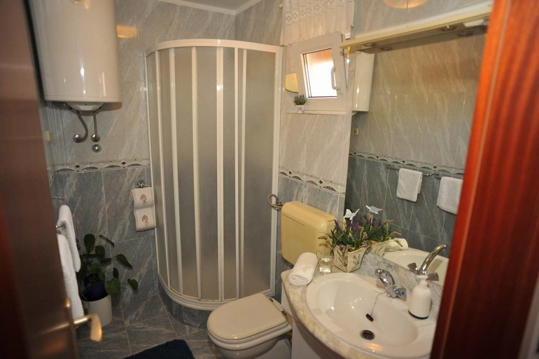 Bathroom, Sutivan Getaway Apartment Lavanda, Sutivan
