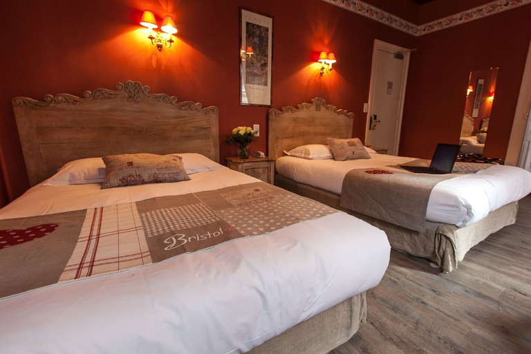 Bedroom 4, Brit Hotel Bristol Montbéliard, Doubs