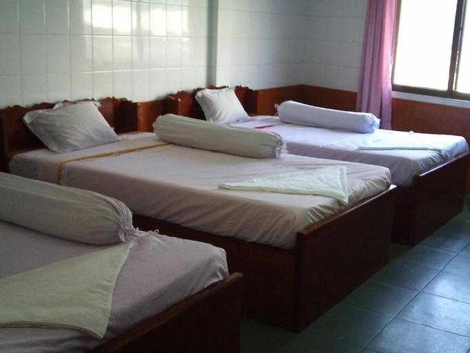 Bedroom 3, Chhaya Guesthouse Battambang, Svay Pao