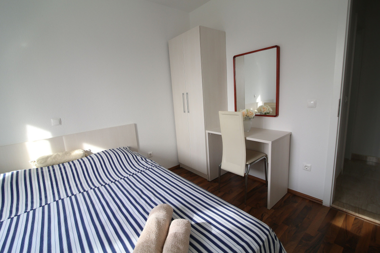 Bedroom 2, Apartments Avdic, Makarska