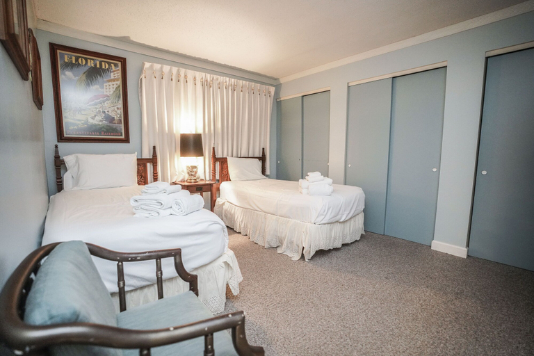 Bedroom 3, Pinnacle Port by Panhandle Getaways, Bay
